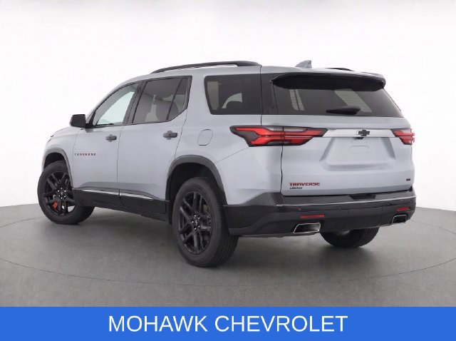 Certified 2024 Chevrolet Traverse Premier w/ Redline Edition AWD/4WD image 3