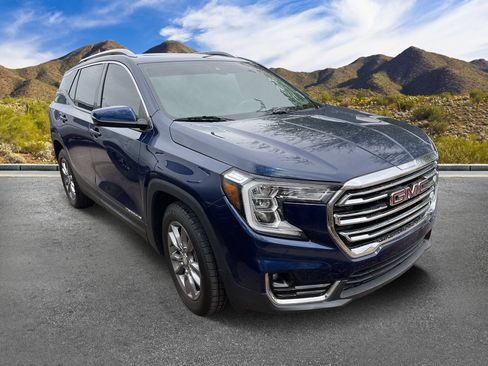 Used 2022 GMC Terrain SLT FWD image 3