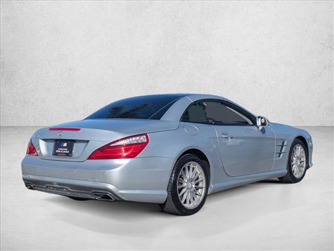 Used 2013 Mercedes-Benz SL 550 image 6