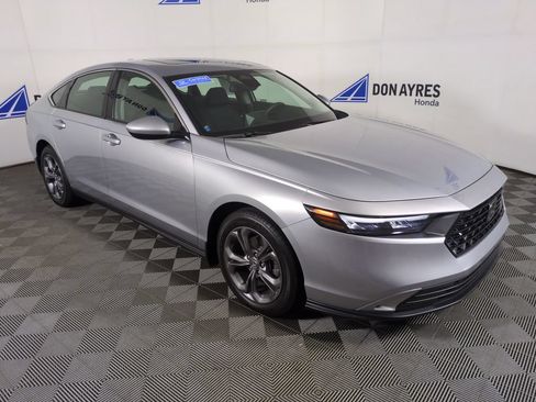 Certified 2024 Honda Accord EX image 11