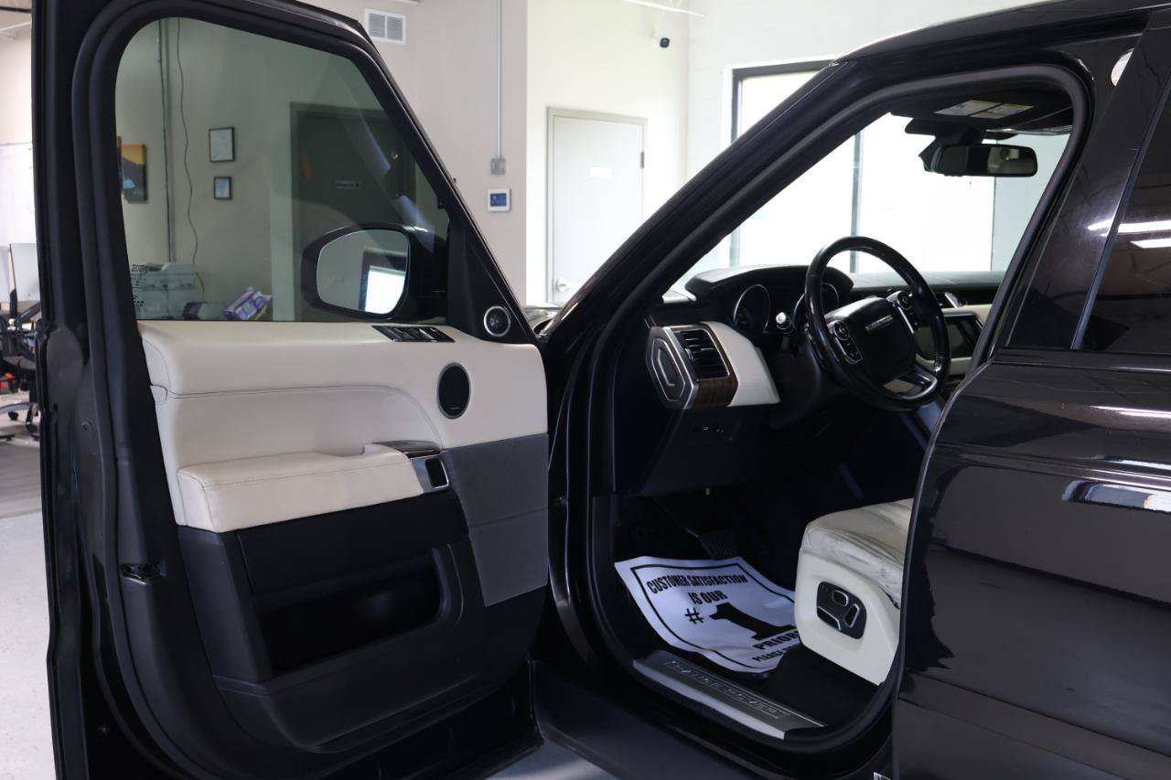 Used 2014 Land Rover Range Rover Sport Supercharged AWD/4WD image 11