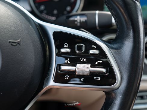 Used 2019 Mercedes-Benz E 300 image 25