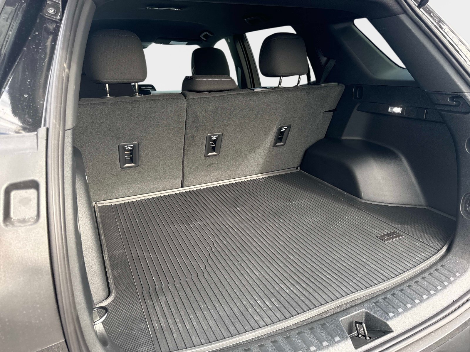 New 2027 GMC Terrain Elevation w/ Black Edition FWD image 12