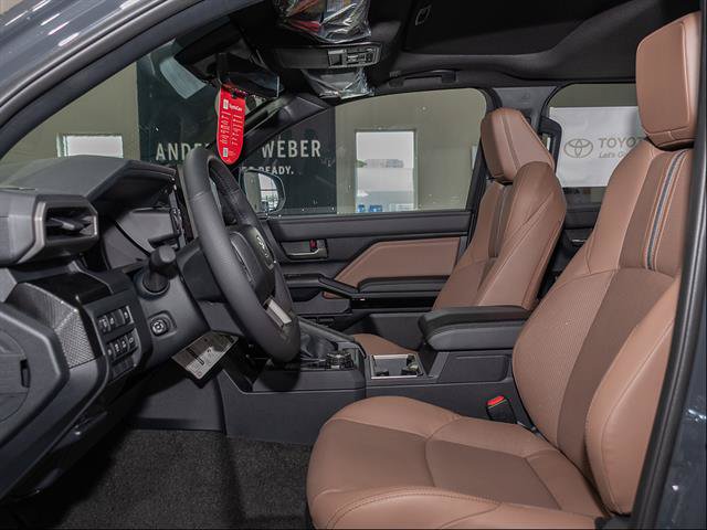 New 2026 Toyota 4Runner Limited w/ Tow Technology Package AWD/4WD image 8