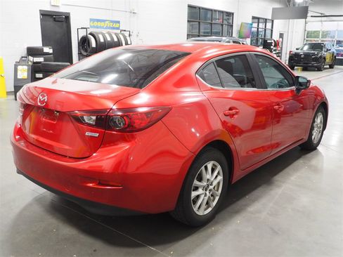 Used 2016 MAZDA MAZDA3 i Sport w/ Preferred Equipment Package image 4