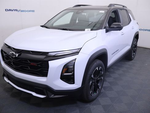 New 2026 Chevrolet Equinox RS w/ Convenience Package III AWD/4WD image 12