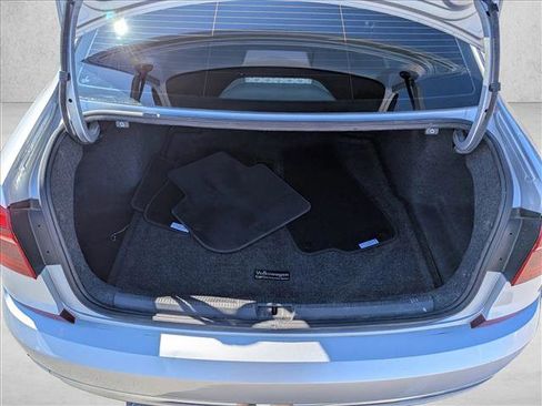 Used 2019 Volkswagen Passat 2.0T Wolfsburg w/ Wheels & Sunroof Package image 7