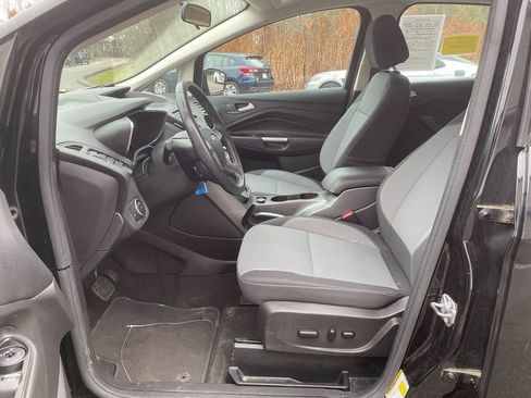 Used 2017 Ford C-MAX SE image 12