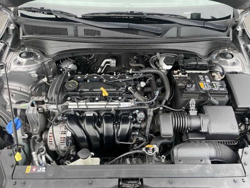 Used 2023 Kia Forte LXS image 17