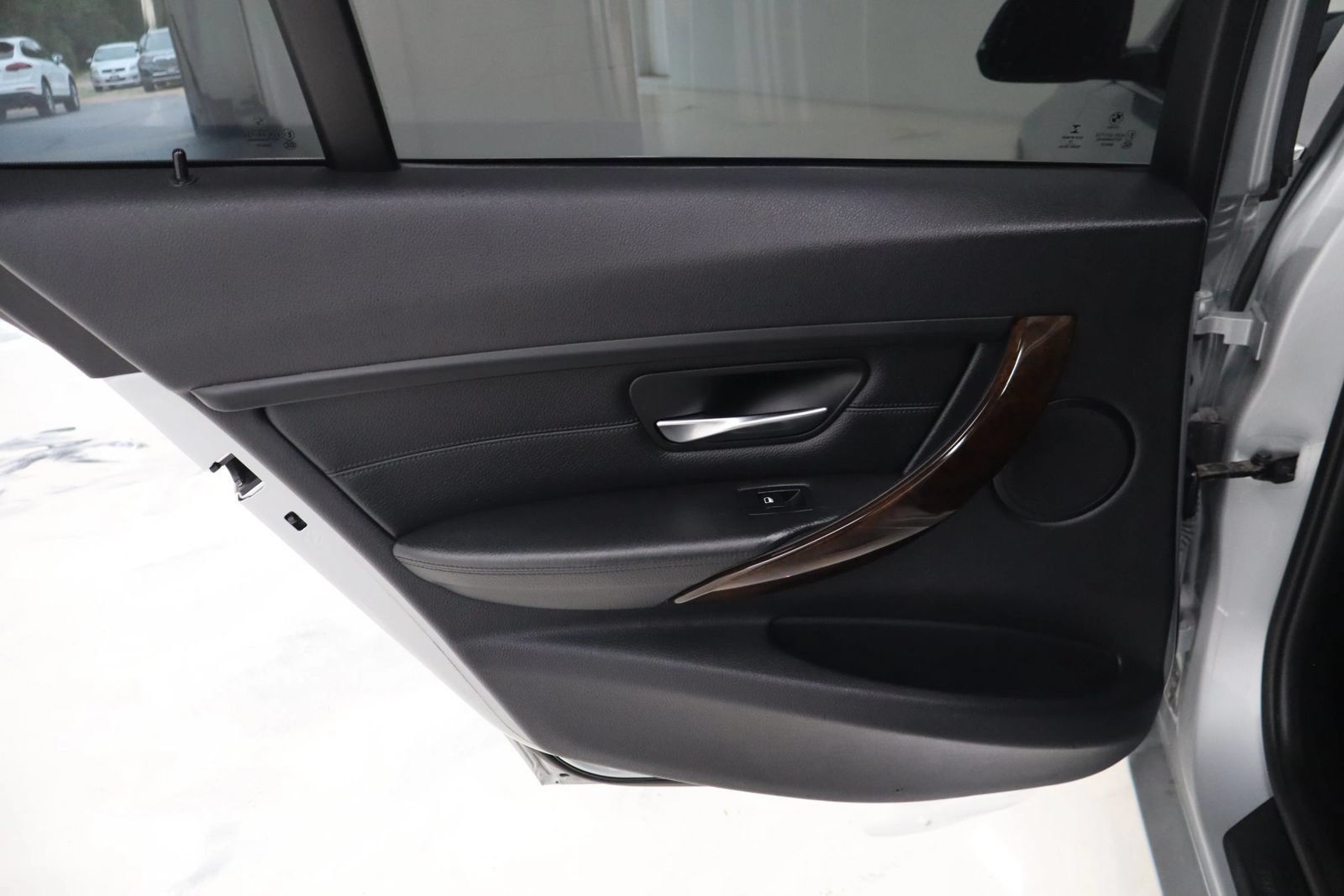 Used 2015 BMW 335i xDrive Sedan AWD/4WD image 15