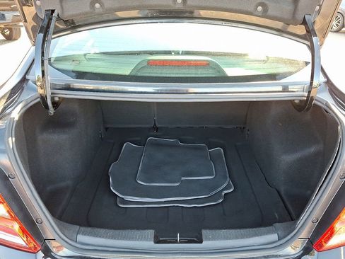 Used 2020 Chevrolet Sonic LT image 29