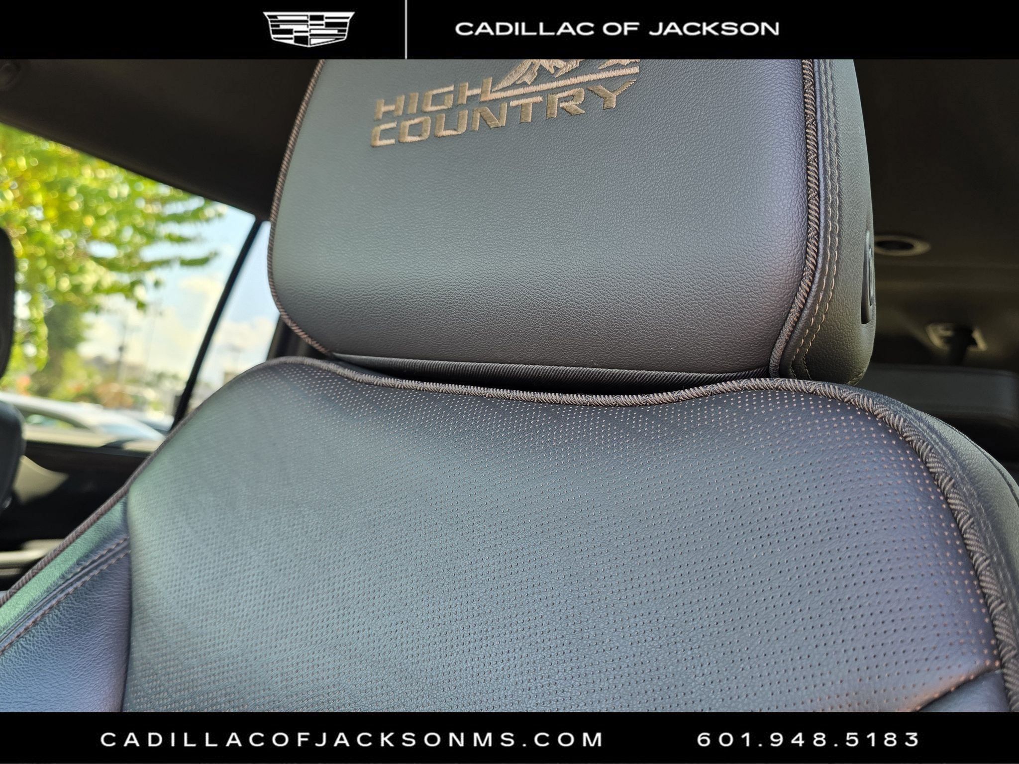 Used 2021 Chevrolet Suburban High Country RWD image 21