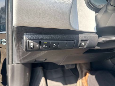 New 2026 Toyota Corolla SE image 27