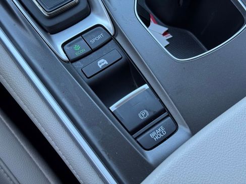 Used 2022 Honda Accord Touring image 36