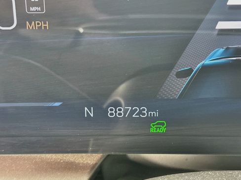Used 2024 Cadillac Lyriq Tech RWD image 14
