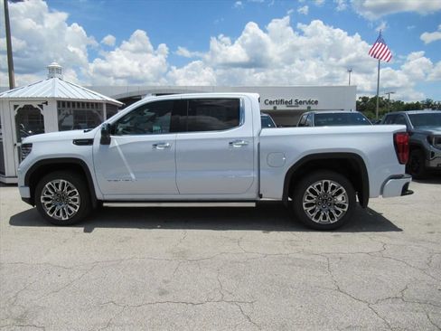 New 2026 GMC Sierra 1500 Denali Ultimate AWD/4WD image 4