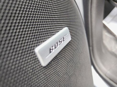 Used 2022 Chevrolet Tahoe LT w/ Luxury Package image 36