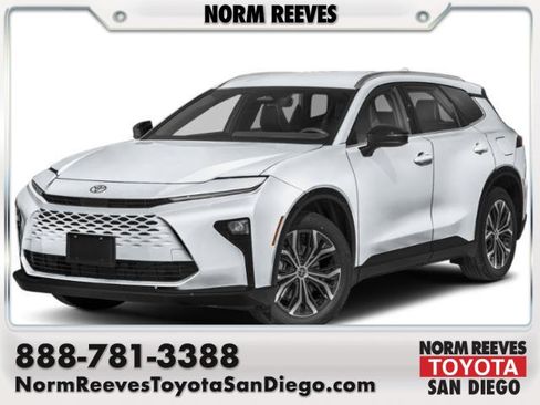 Used 2025 Toyota Crown Signia AWD/4WD image 1