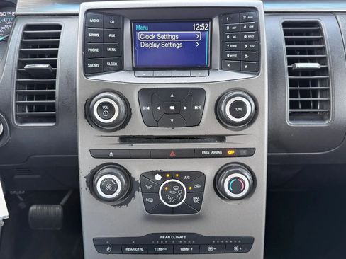 Used 2014 Ford Flex SE image 25