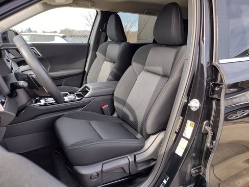 New 2026 Mitsubishi Outlander ES image 7