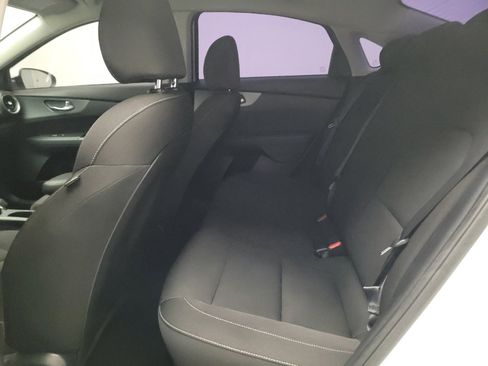 Used 2021 Kia Forte LXS FWD image 18