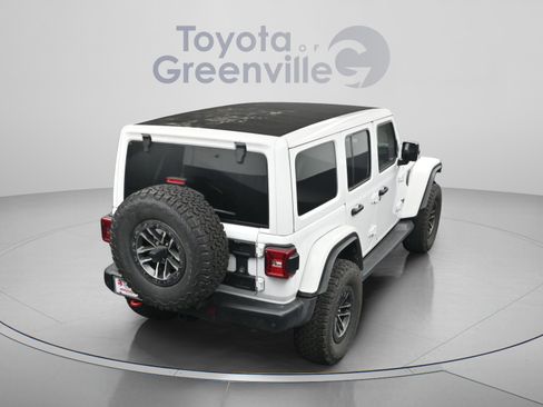 Used 2025 Jeep Wrangler Unlimited Rubicon AWD/4WD image 16