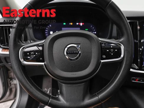 Used 2023 Volvo S60 T8 Plus AWD/4WD image 10