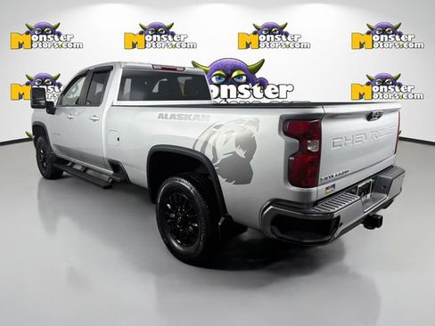 Used 2022 Chevrolet Silverado 2500 LT w/ Convenience Package AWD/4WD image 7