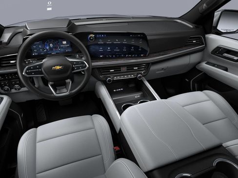 New 2026 Chevrolet Suburban Premier AWD/4WD image 6