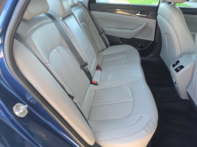 Used 2019 Hyundai Sonata Limited w/ Ultimate Package 04 FWD image 15