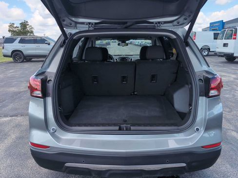 Used 2024 Chevrolet Equinox LT FWD image 24