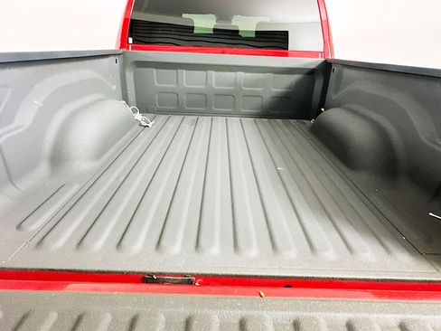 Used 2018 RAM 1500 Express w/ Express Value Package RWD image 26