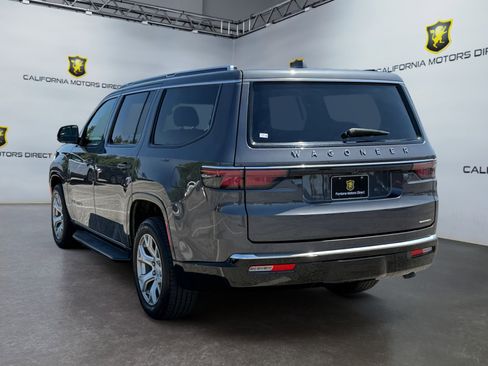 Used 2022 Jeep Wagoneer Series II RWD image 3