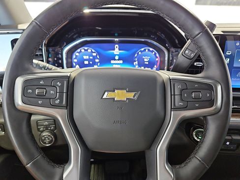 Used 2025 Chevrolet Silverado 2500 LT w/ Convenience Package AWD/4WD image 21