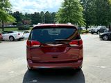 Used 2018 Chrysler Pacifica Limited image 3