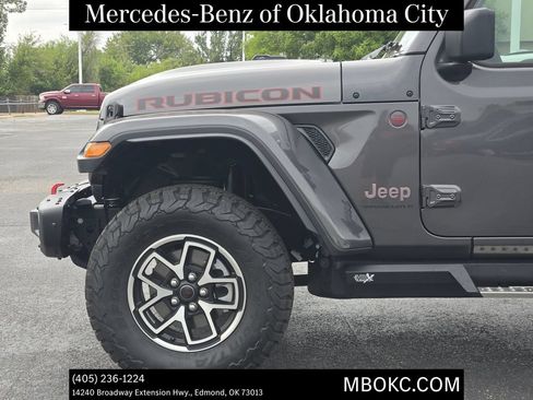 Used 2026 Jeep Wrangler Rubicon AWD/4WD image 6