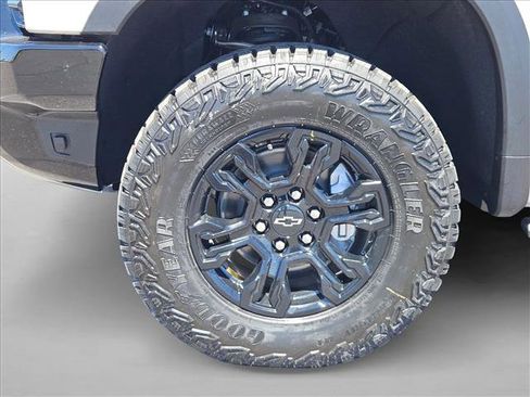 New 2026 Chevrolet Silverado 1500 ZR2 w/ LPO, Dark Essentials Package AWD/4WD image 10