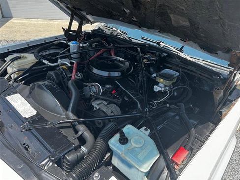 Used 1988 Cadillac Brougham image 11