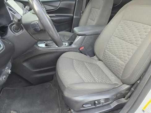 Used 2018 Chevrolet Equinox LT w/ Sun & Infotainment Package FWD image 20