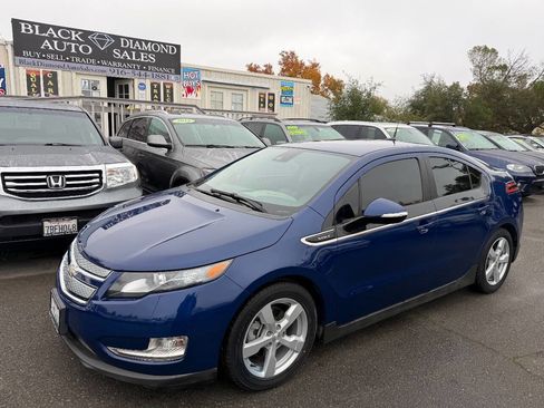Used 2013 Chevrolet Volt Premium w/ Premium Trim Package image 1