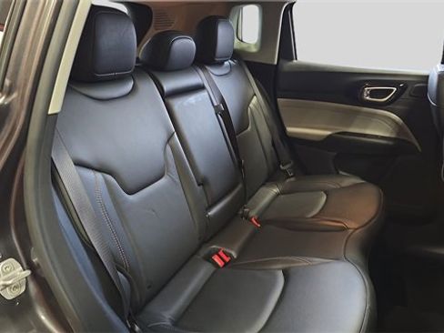 Used 2022 Jeep Compass Limited w/ Sun and Sound Group image 14