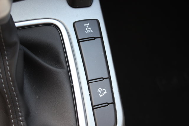 Certified 2025 Kia Seltos LX AWD/4WD image 10