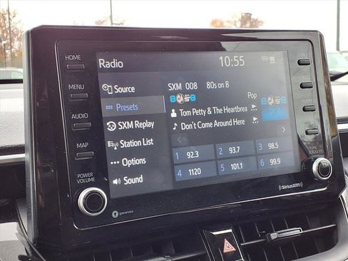 Certified 2022 Toyota Corolla Cross LE w/ Moonroof Package image 10