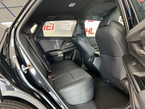New 2026 Subaru Solterra AWD/4WD image 11