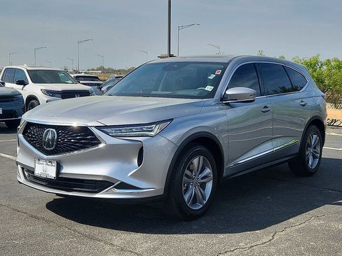 Used 2023 Acura MDX SH-AWD image 3