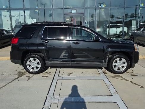 Used 2015 GMC Terrain SLE w/ Convenience Package image 3