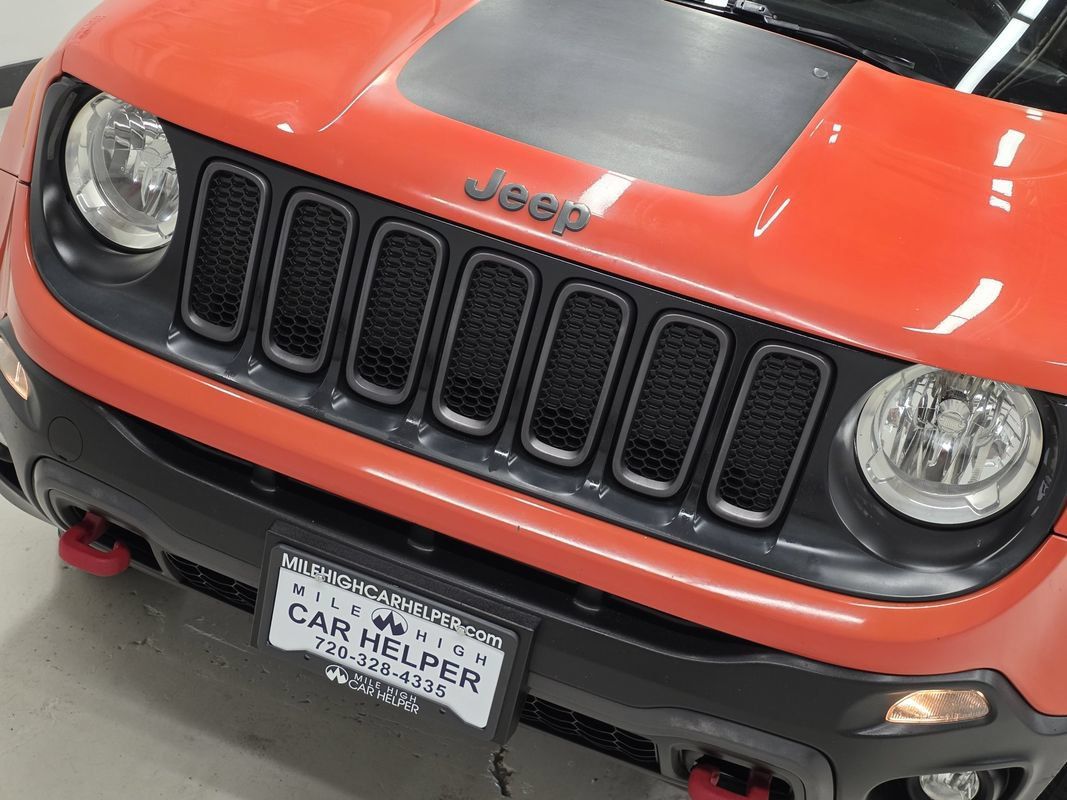 Used 2016 Jeep Renegade Trailhawk AWD/4WD image 41