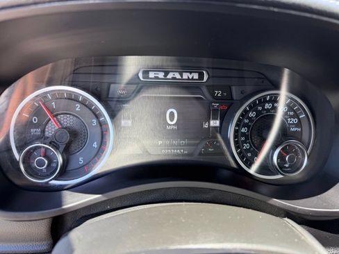Used 2024 RAM 2500 Laramie w/ Safety Group AWD/4WD image 35