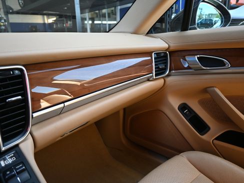 Used 2011 Porsche Panamera S RWD image 56