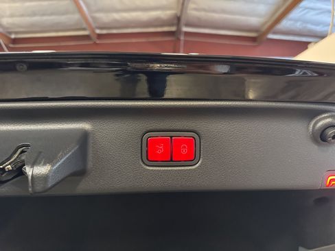 Used 2022 Mercedes-Benz S 580 4MATIC Sedan image 30